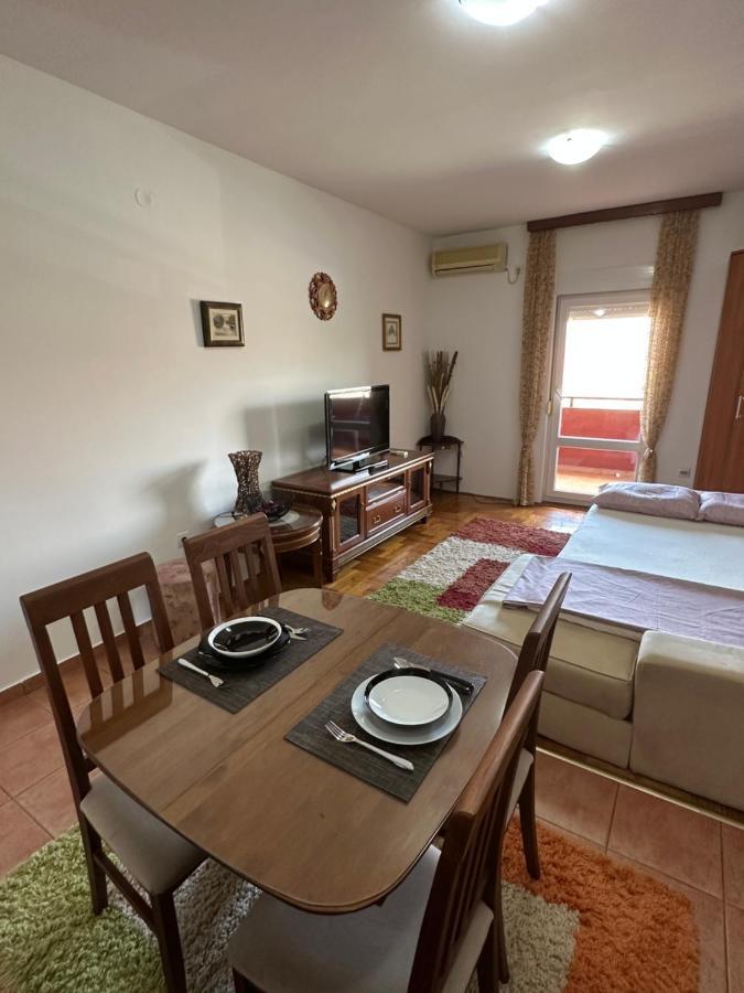 Bella Apartman Podgoriçe Dış mekan fotoğraf