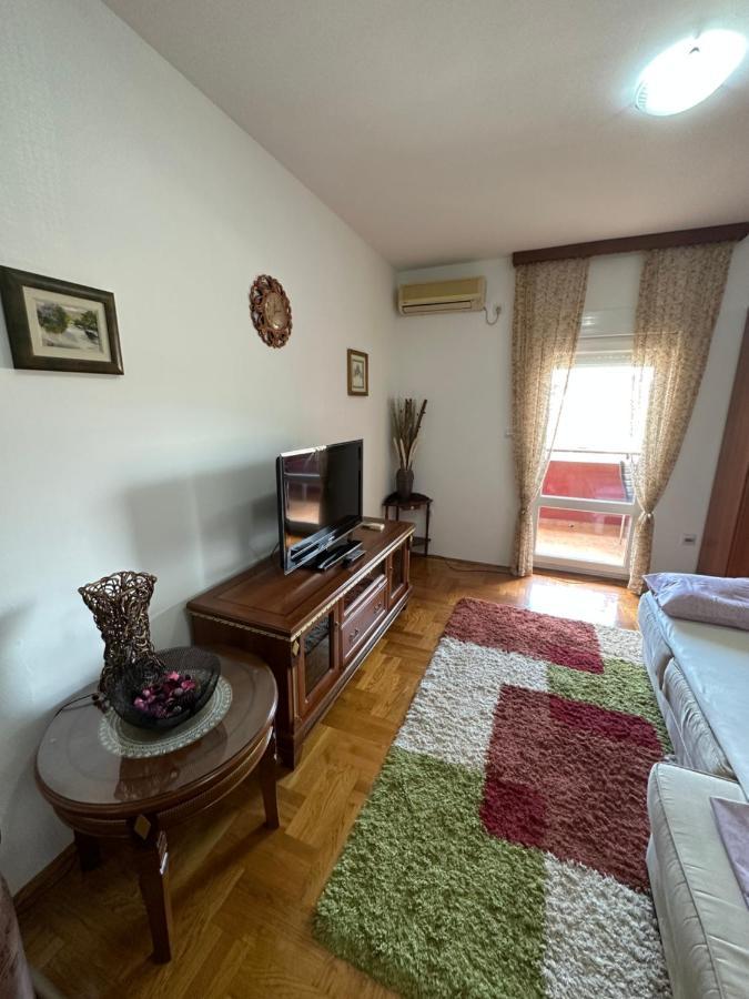 Bella Apartman Podgoriçe Dış mekan fotoğraf